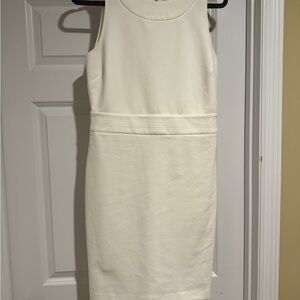 Banana Republic Elegant White Sleeveless Sheath Dress size 10